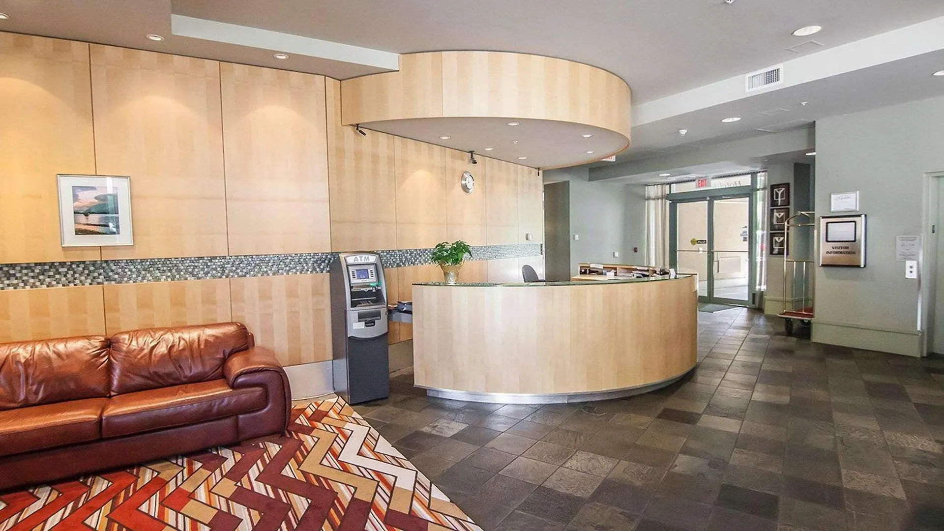 Quality Hotel Airport South Ричмонд 3*,