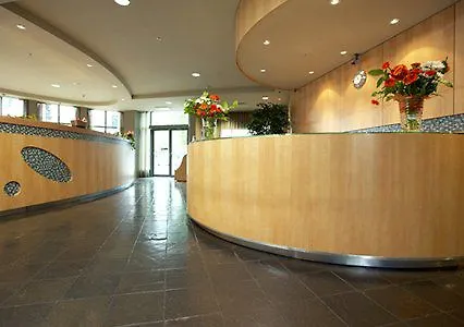 ***  Quality Hotel Airport South Ричмонд Канада